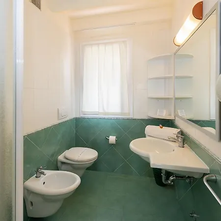 Centro Vacanze Pra' Delle Torri Курортный комплекс 4*