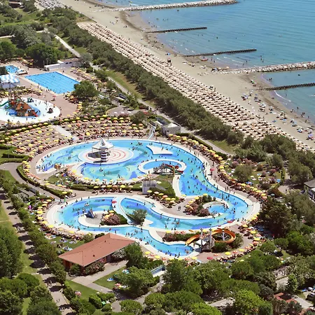 Resort Centro Vacanze Pra' Delle Torri 4*