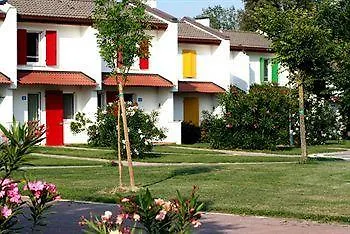 Centro Vacanze Pra' Delle Torri 4* Каорле