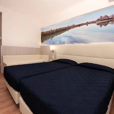 Centro Vacanze Pra' Delle Torri Station touristique 4*