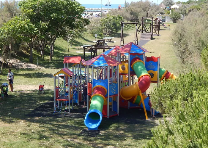 Semesteranläggning (resort) Centro Vacanze Pra' Delle Torri 4*